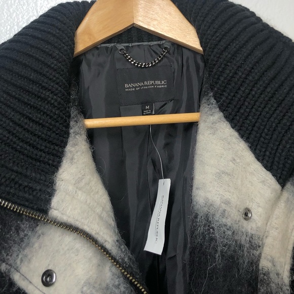 Banana Republic Warm Jacket - Picture 8 of 8